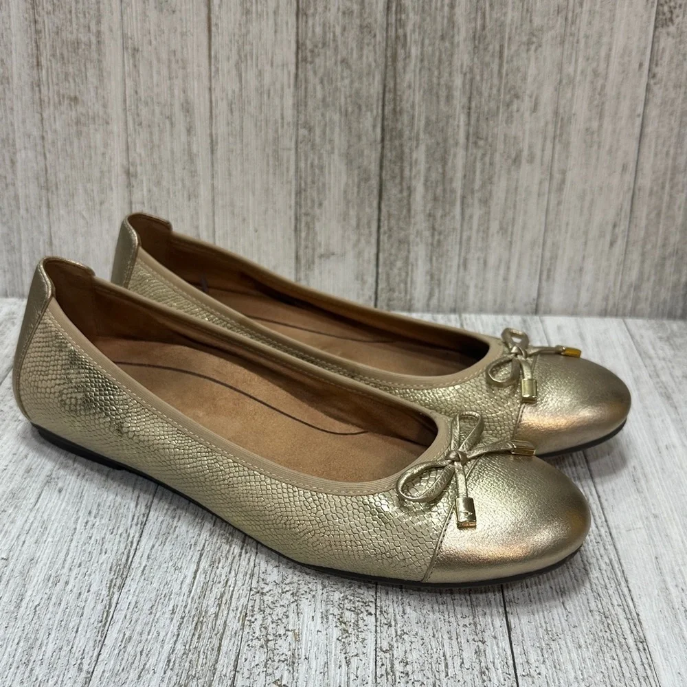 Vionic Minna Cap Toe Flats in Gold Snake Print